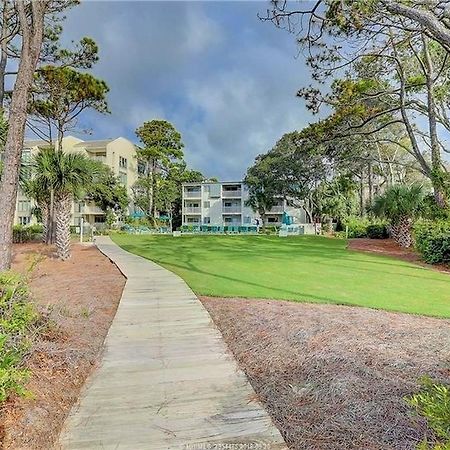 Direct Oceanfront Private Villa Overlooking Pool/Beach - South Forest Beach - Right Next To Coligny Plaza ヒルトンヘッドアイランド エクステリア 写真