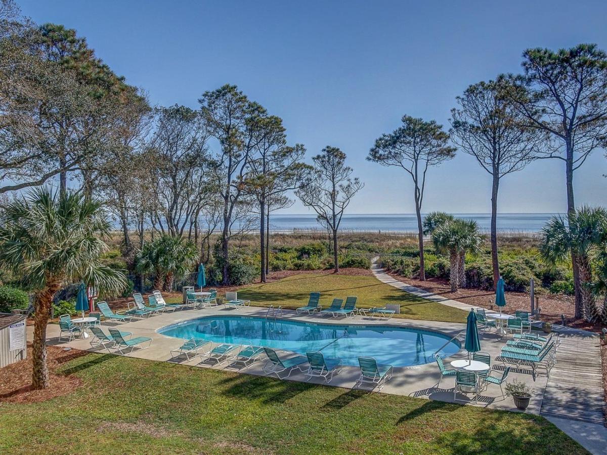 Direct Oceanfront Private Villa Overlooking Pool/Beach - South Forest Beach - Right Next To Coligny Plaza ヒルトンヘッドアイランド エクステリア 写真