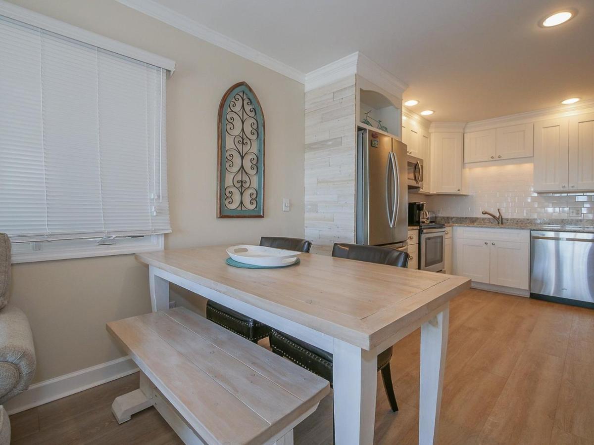 Direct Oceanfront Private Villa Overlooking Pool/Beach - South Forest Beach - Right Next To Coligny Plaza ヒルトンヘッドアイランド エクステリア 写真