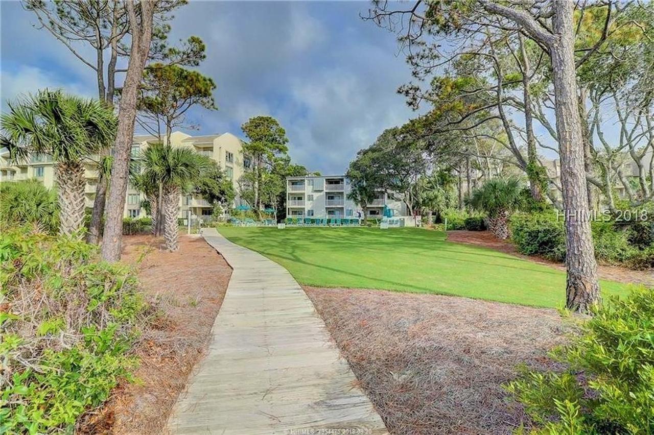 Direct Oceanfront Private Villa Overlooking Pool/Beach - South Forest Beach - Right Next To Coligny Plaza ヒルトンヘッドアイランド エクステリア 写真
