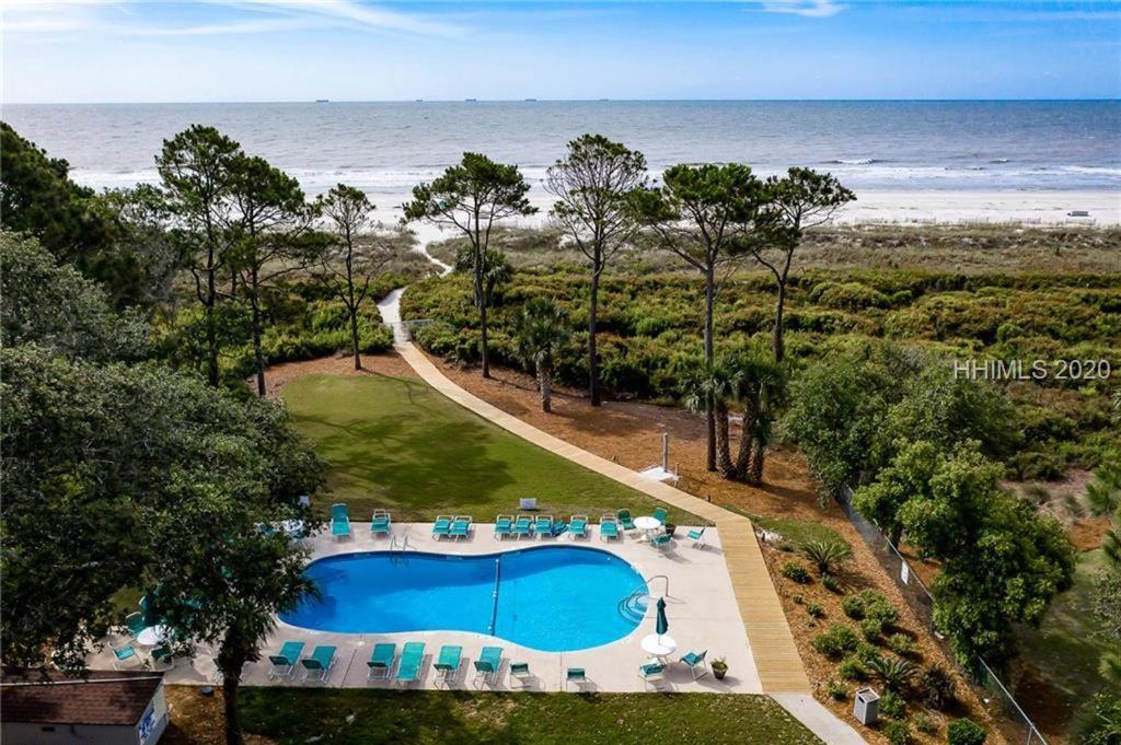 Direct Oceanfront Private Villa Overlooking Pool/Beach - South Forest Beach - Right Next To Coligny Plaza ヒルトンヘッドアイランド エクステリア 写真