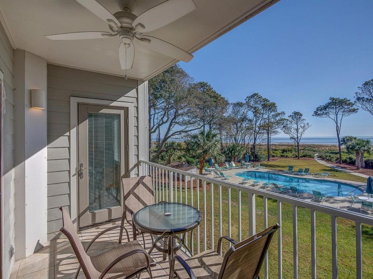 Direct Oceanfront Private Villa Overlooking Pool/Beach - South Forest Beach - Right Next To Coligny Plaza ヒルトンヘッドアイランド エクステリア 写真