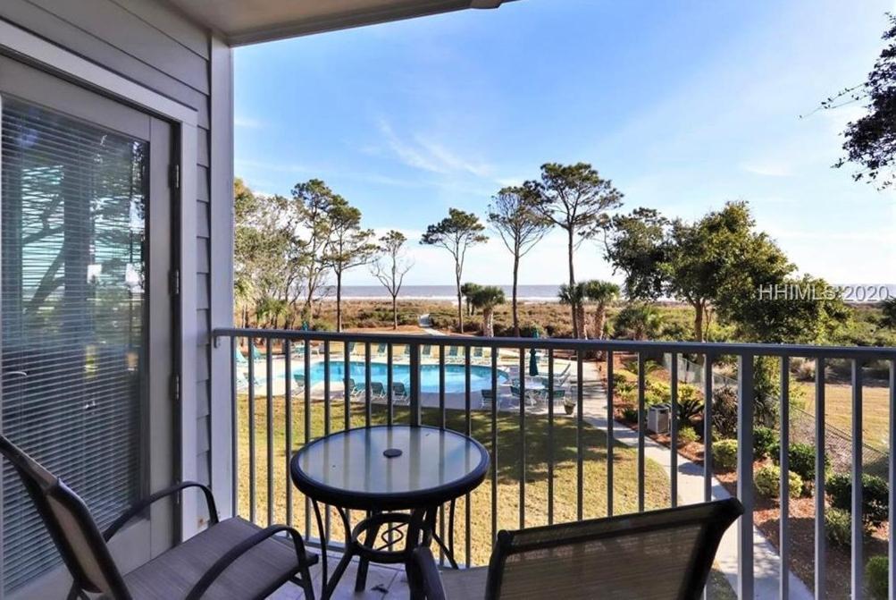 Direct Oceanfront Private Villa Overlooking Pool/Beach - South Forest Beach - Right Next To Coligny Plaza ヒルトンヘッドアイランド エクステリア 写真