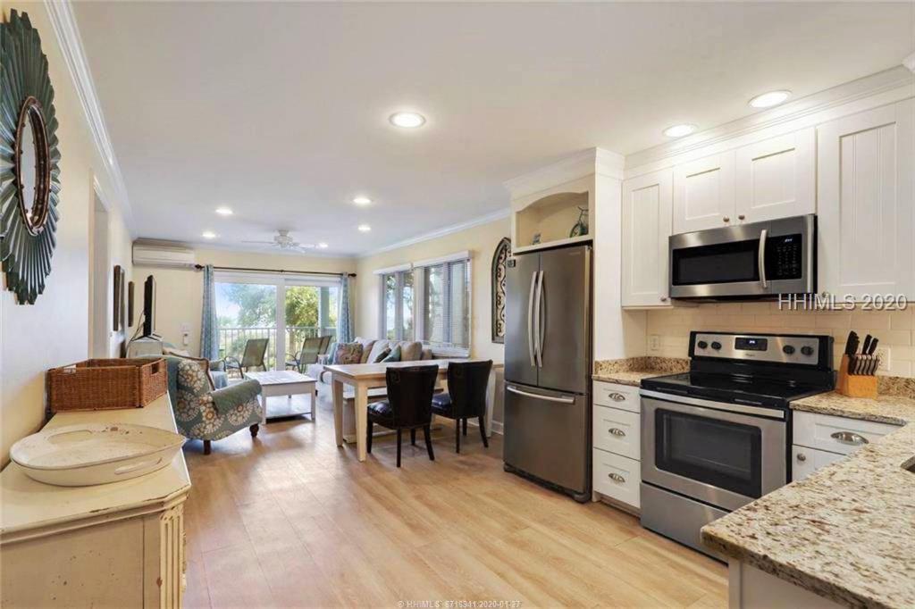 Direct Oceanfront Private Villa Overlooking Pool/Beach - South Forest Beach - Right Next To Coligny Plaza ヒルトンヘッドアイランド エクステリア 写真